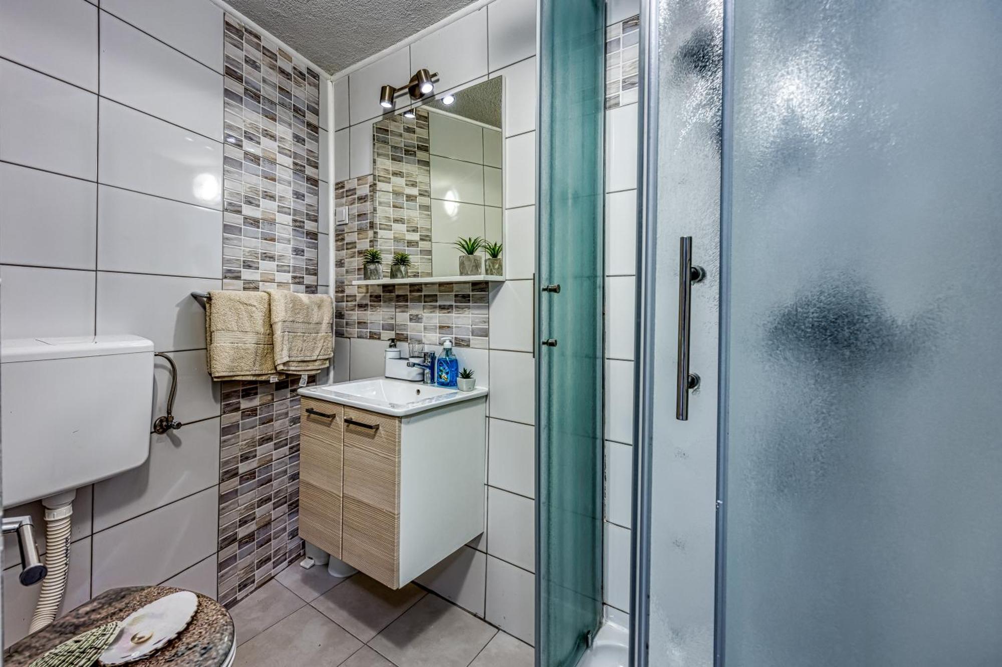 Katarina Apartment *